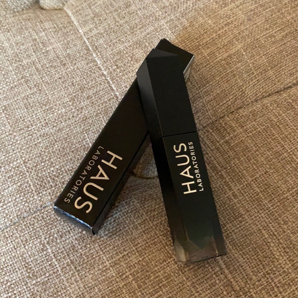 Haus Labs - Liquid Eyeshadow (Dynasty - Green)